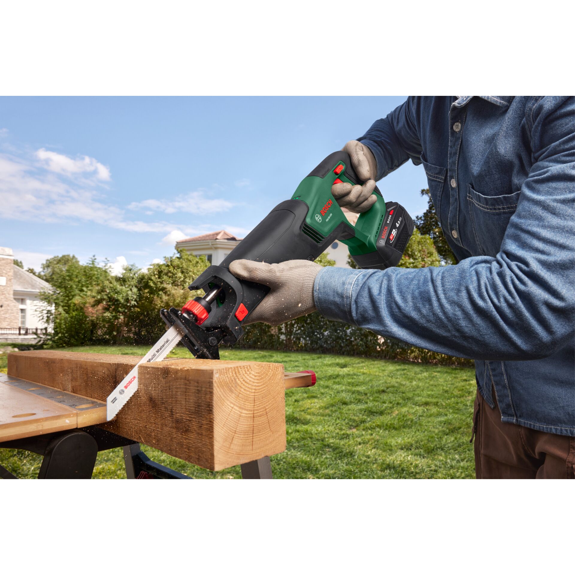 Kapp- oder Handsäge, Akku-Kapp- oder Handsäge, Holzarbeiten, Spare Akku?, Holzblock, Holzaushub