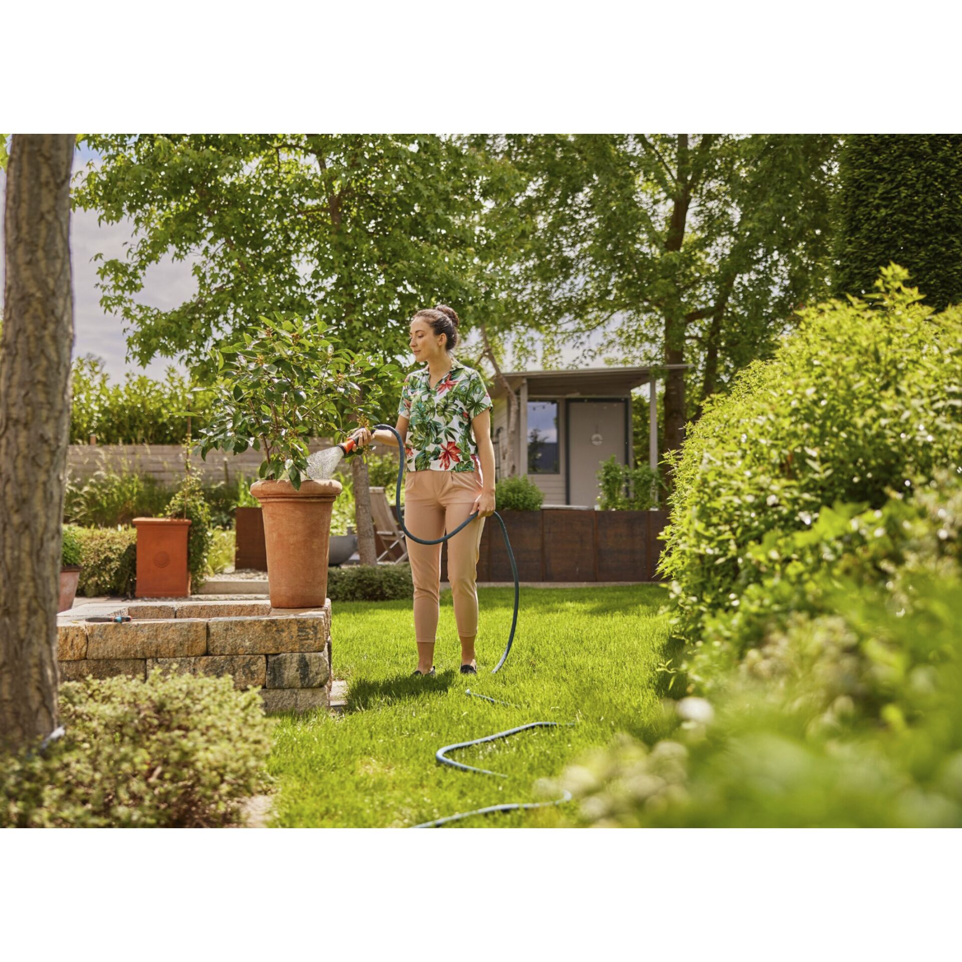 Innenarchitektur, Person, Pflanze, Gras, Schuh