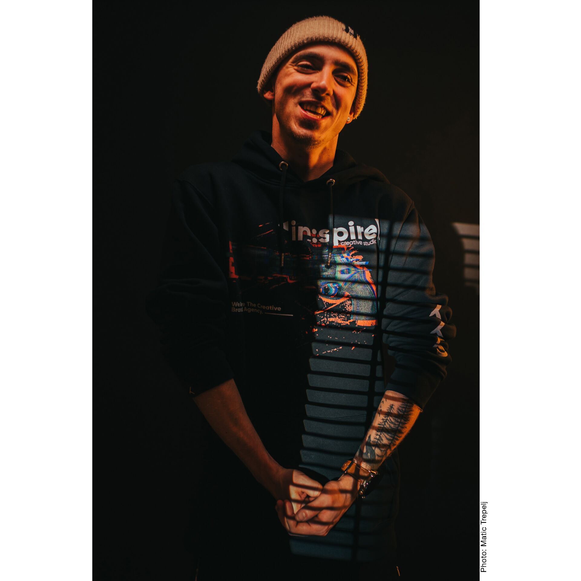 Gesicht, Kopf, Lächeln, Portrait, T-shirt
