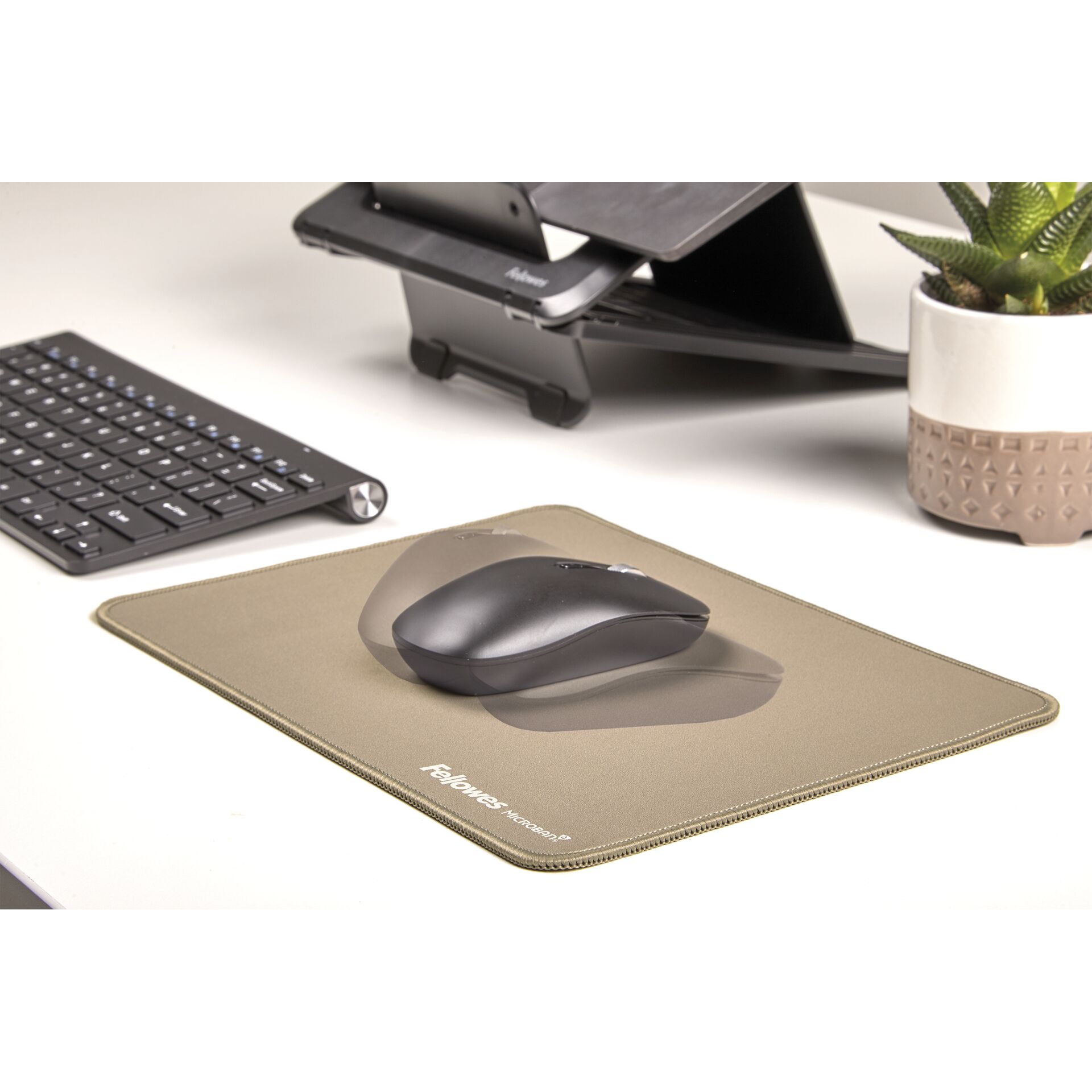 Computerausrüstung, Maus, Matte, Mauspad, Computer-Tastatur, Computerausrüstung, Maus, Matte, Mauspad, Computer-Tastatur, Computerausrüstung, Maus, Matte, Mauspad, Computer-Tastatur, Computerausrüstung, Maus, Matte, Mauspad, Computer-Tastatur