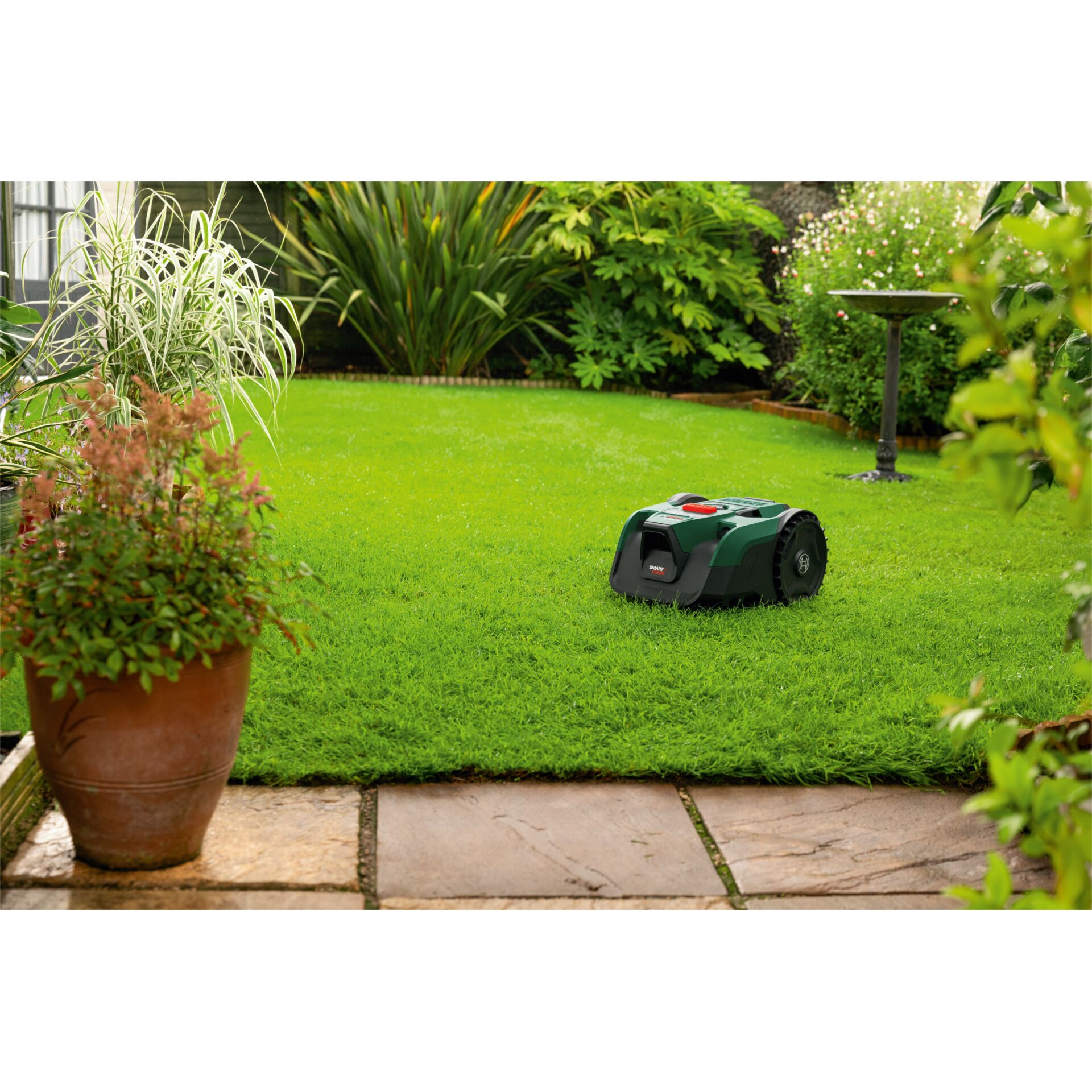 Rasenmäher-Roboter, Rasenpflege, Gartenroboter, Grasränder, Akku-Bodenroboter