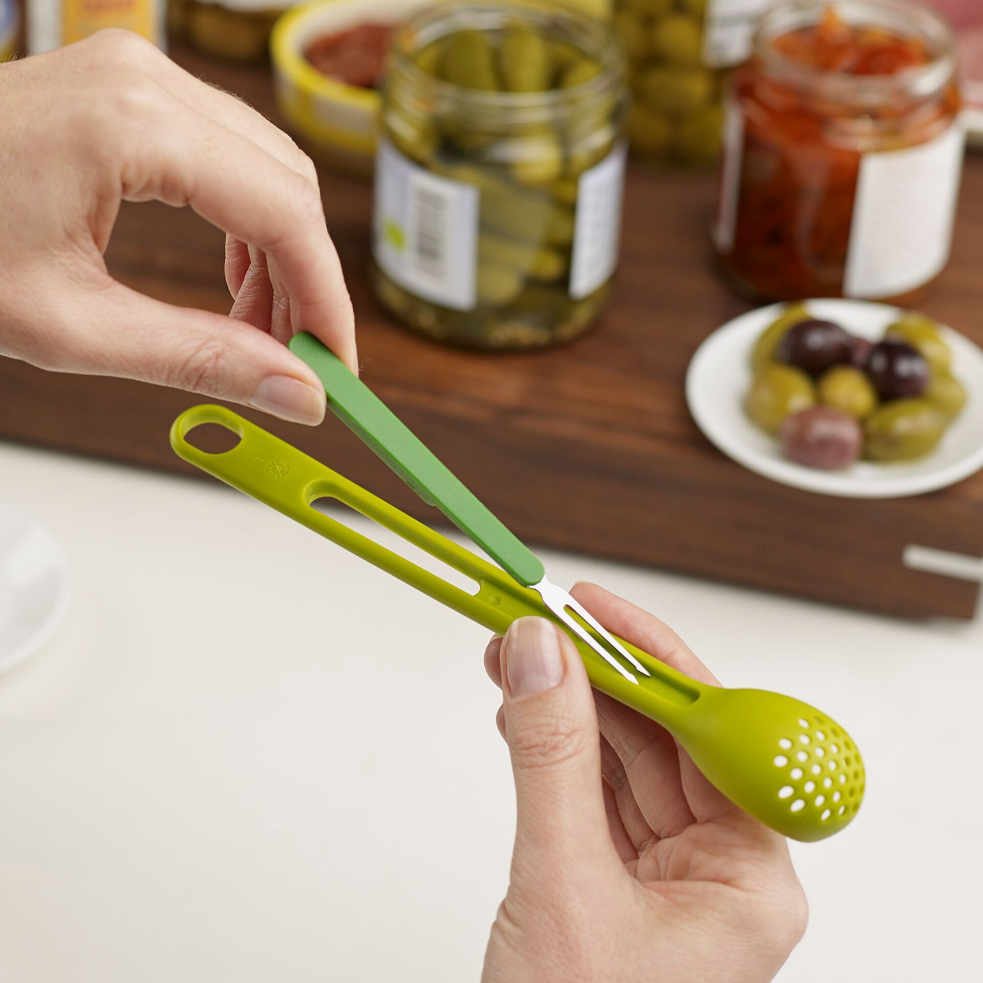 Utensil für die Küche, Zangen