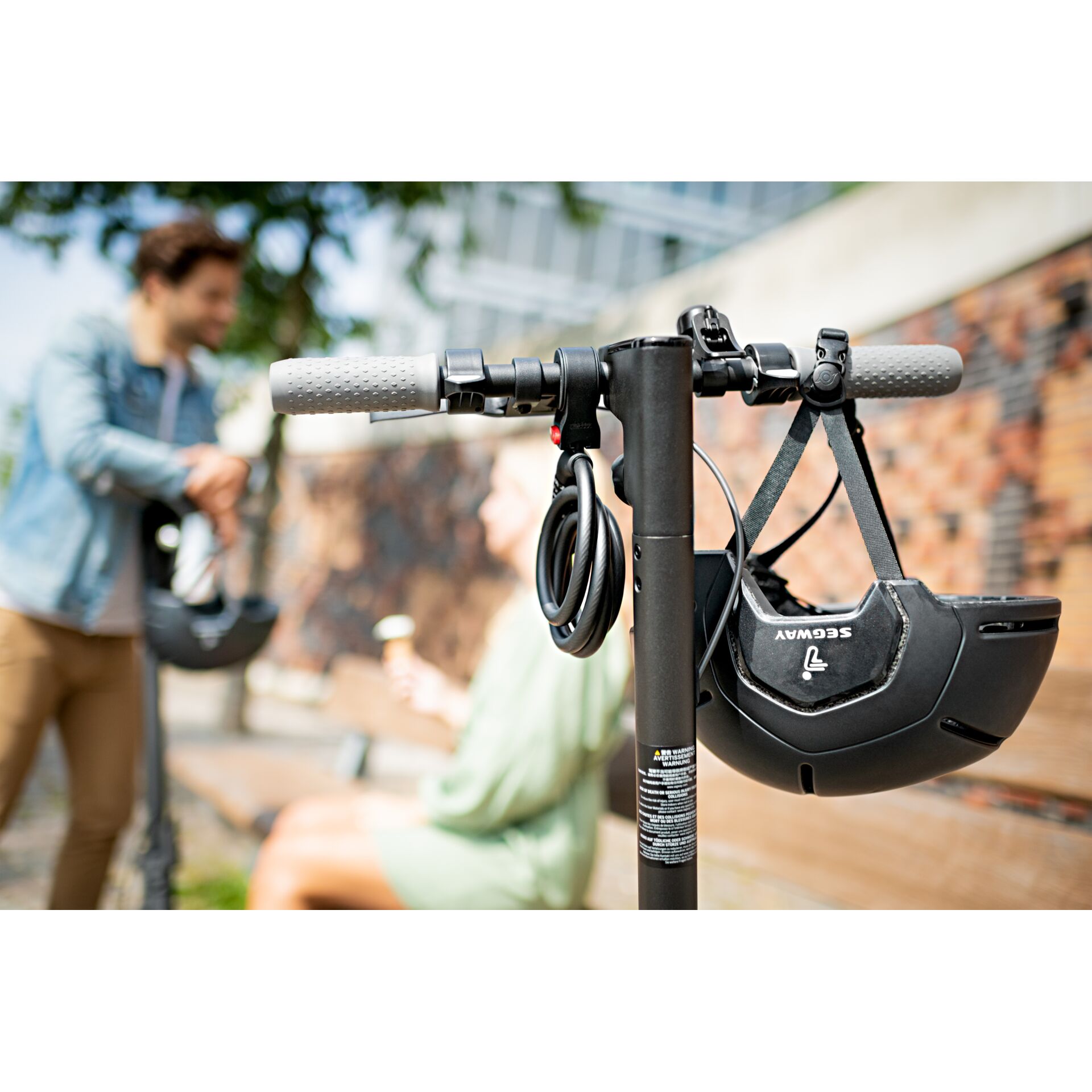 Person, Roller, Fahrzeug, E-Scooter, mikrofon