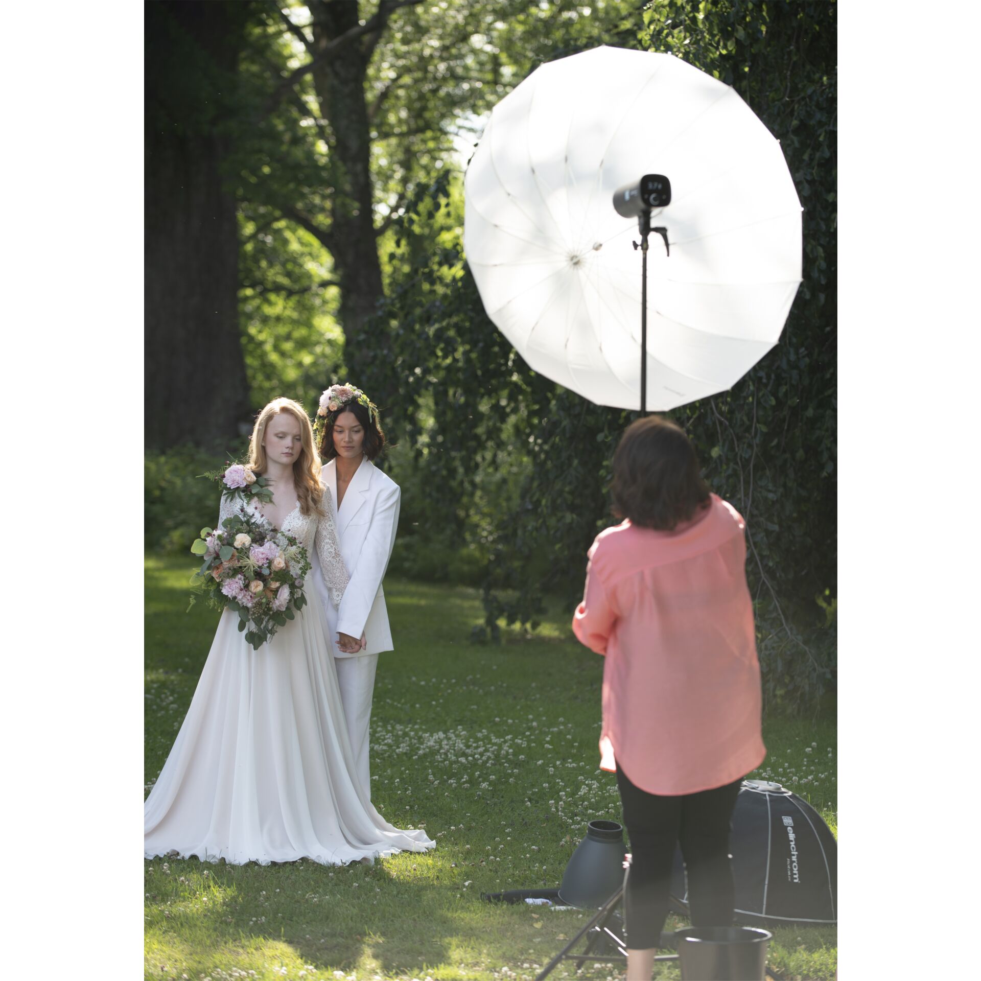 Photographie, Kleid, Formelle Kleidung, Kamera, Elektronik
