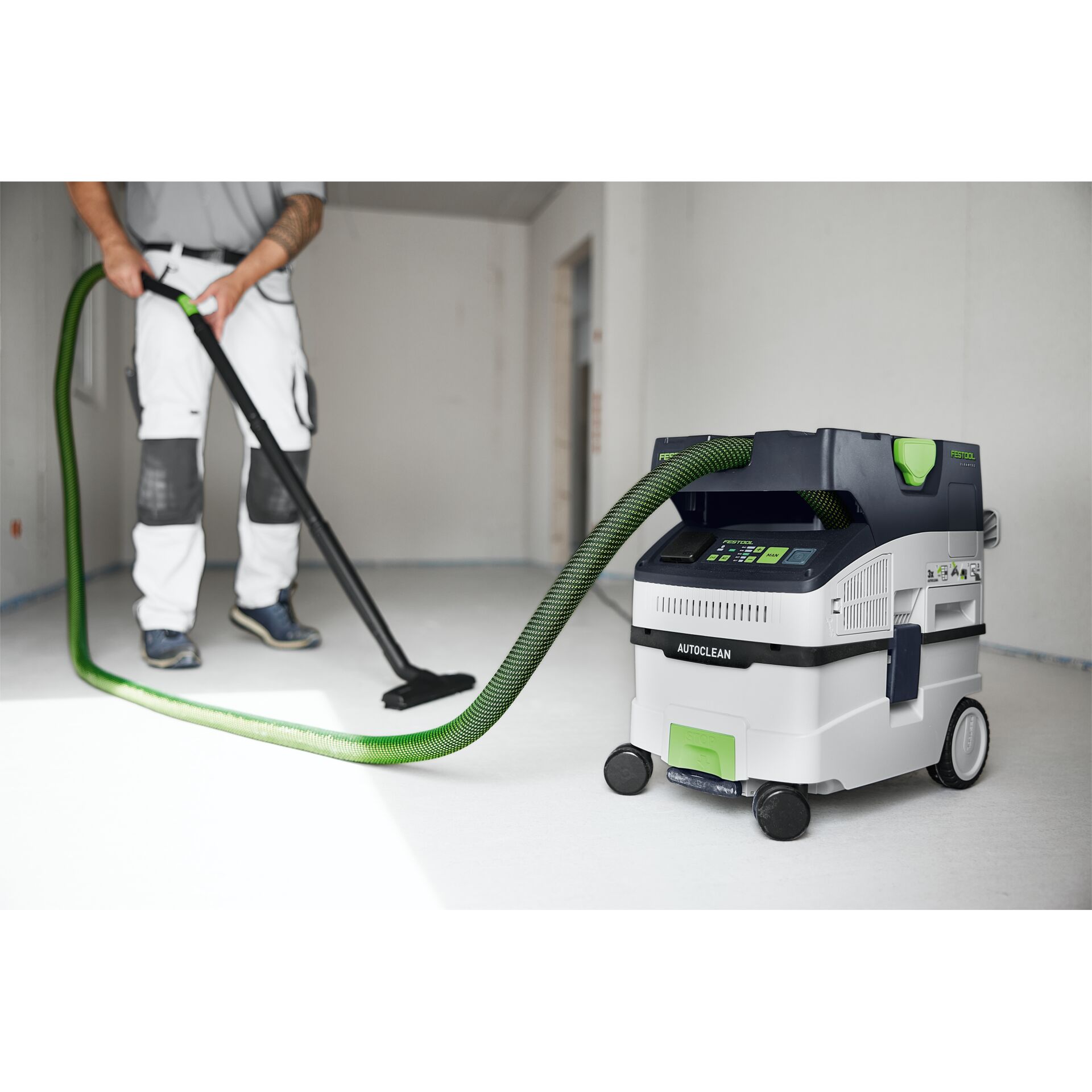 Reinigen, Person, E-Scooter, Transport, Fahrzeug, Reinigen, Person, E-Scooter, Transport, Fahrzeug