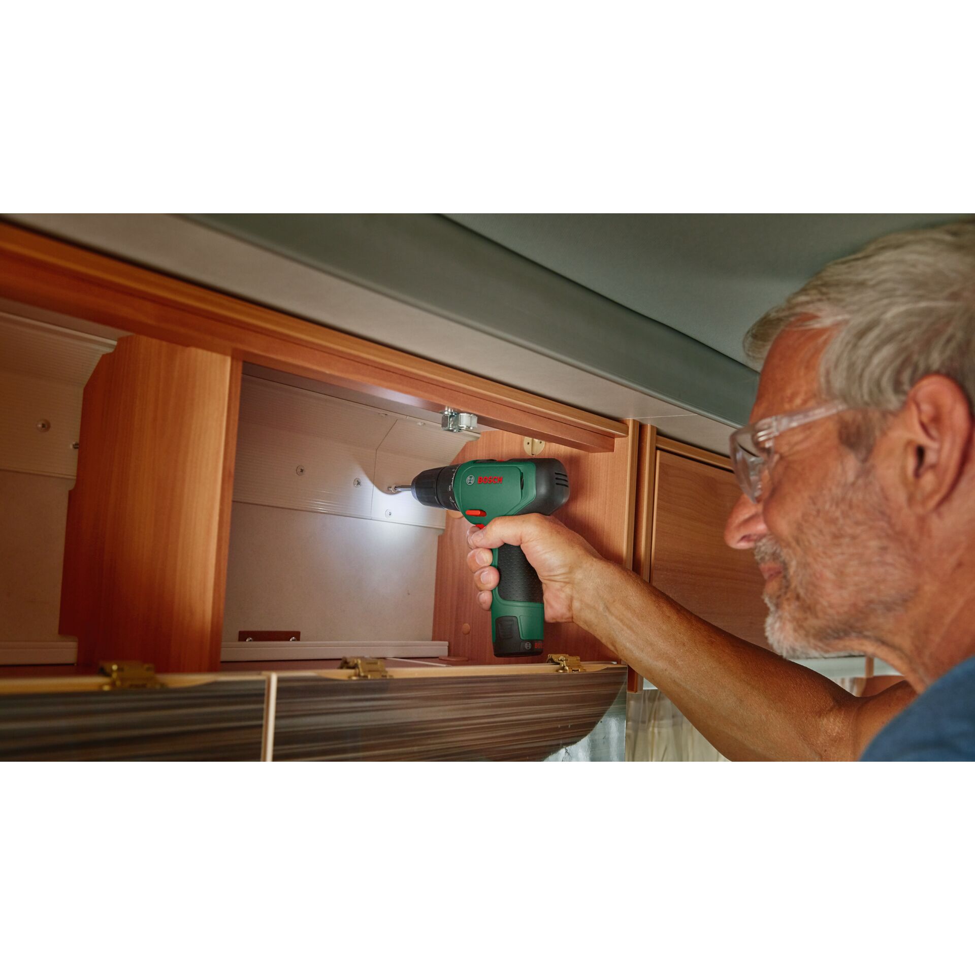 Drinnen, Innenarchitektur, Holz, Elektrische Bohrmaschine, Sperrholz