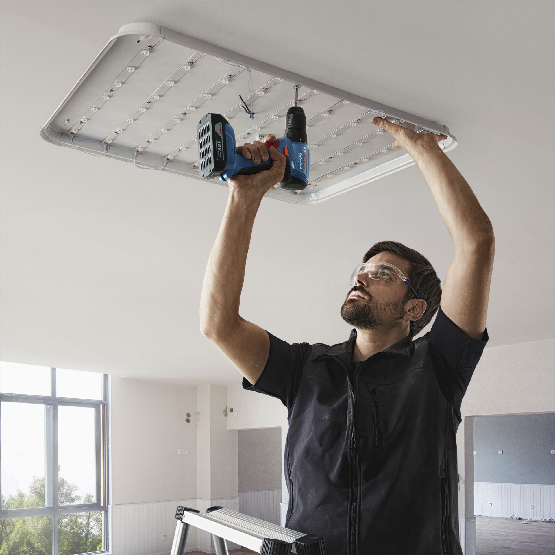 Gerät, Elektrische Bohrmaschine, Werkzeug, Drinnen, Innenarchitektur