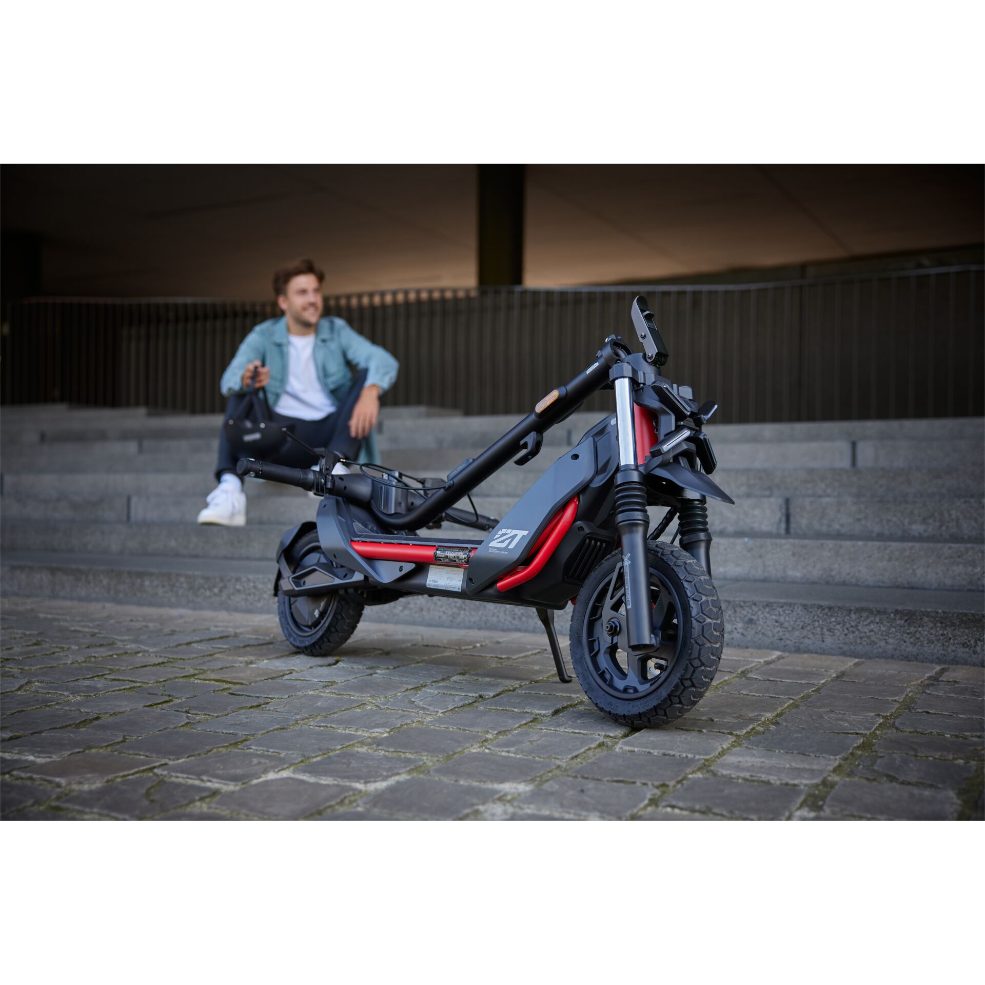 Roller, Person, Schuh, Handtasche, Motorrad