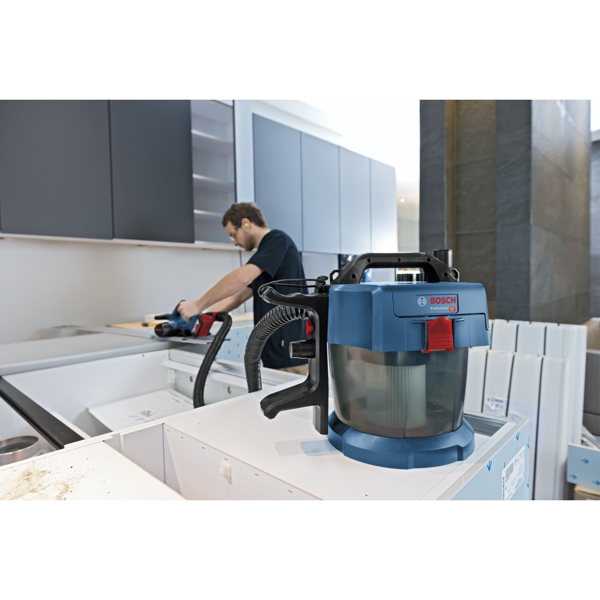 Elektrische Bohrmaschine, Junge, Männlich, Person, Jugendlich
