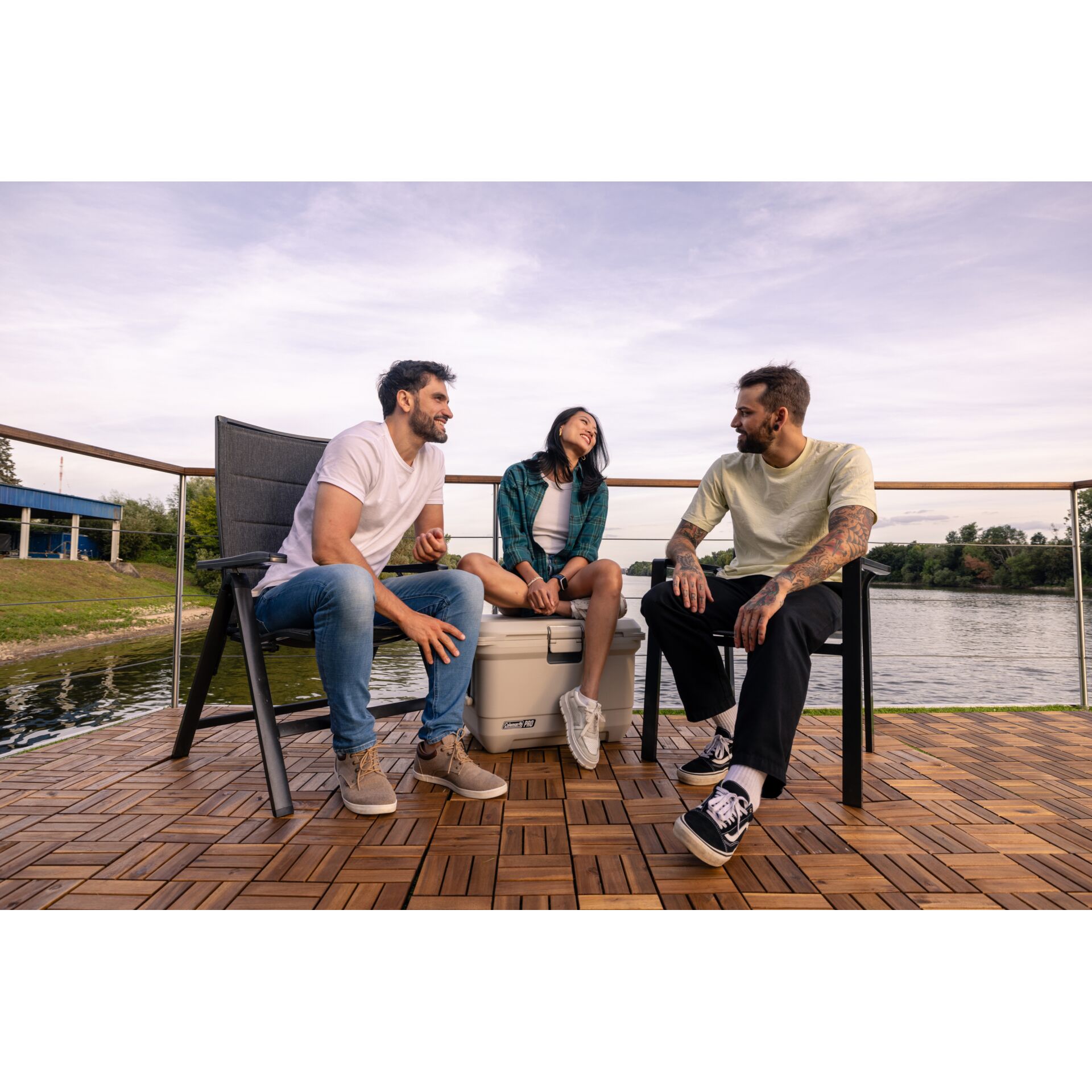 Szenerie, Hosen, Uferpromenade, Schuh, Person
