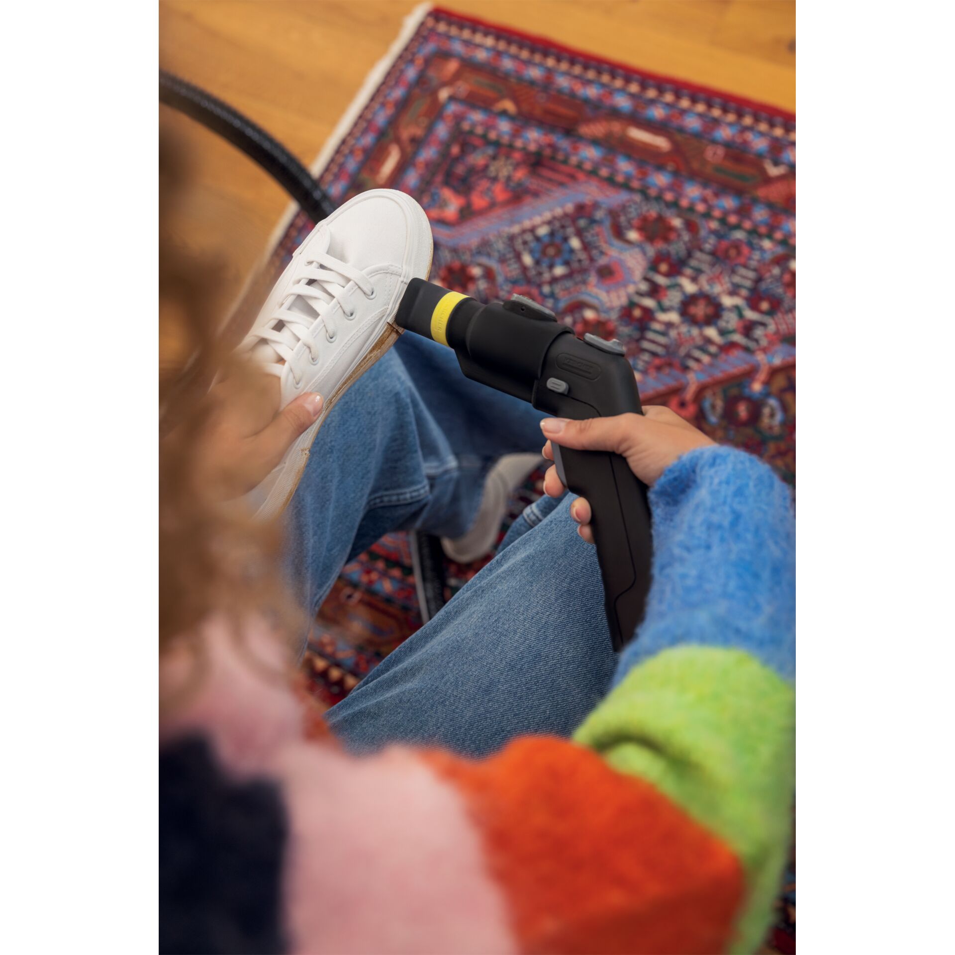 Schuh, Sneaker, Innenarchitektur, Person, Inneneinrichtung