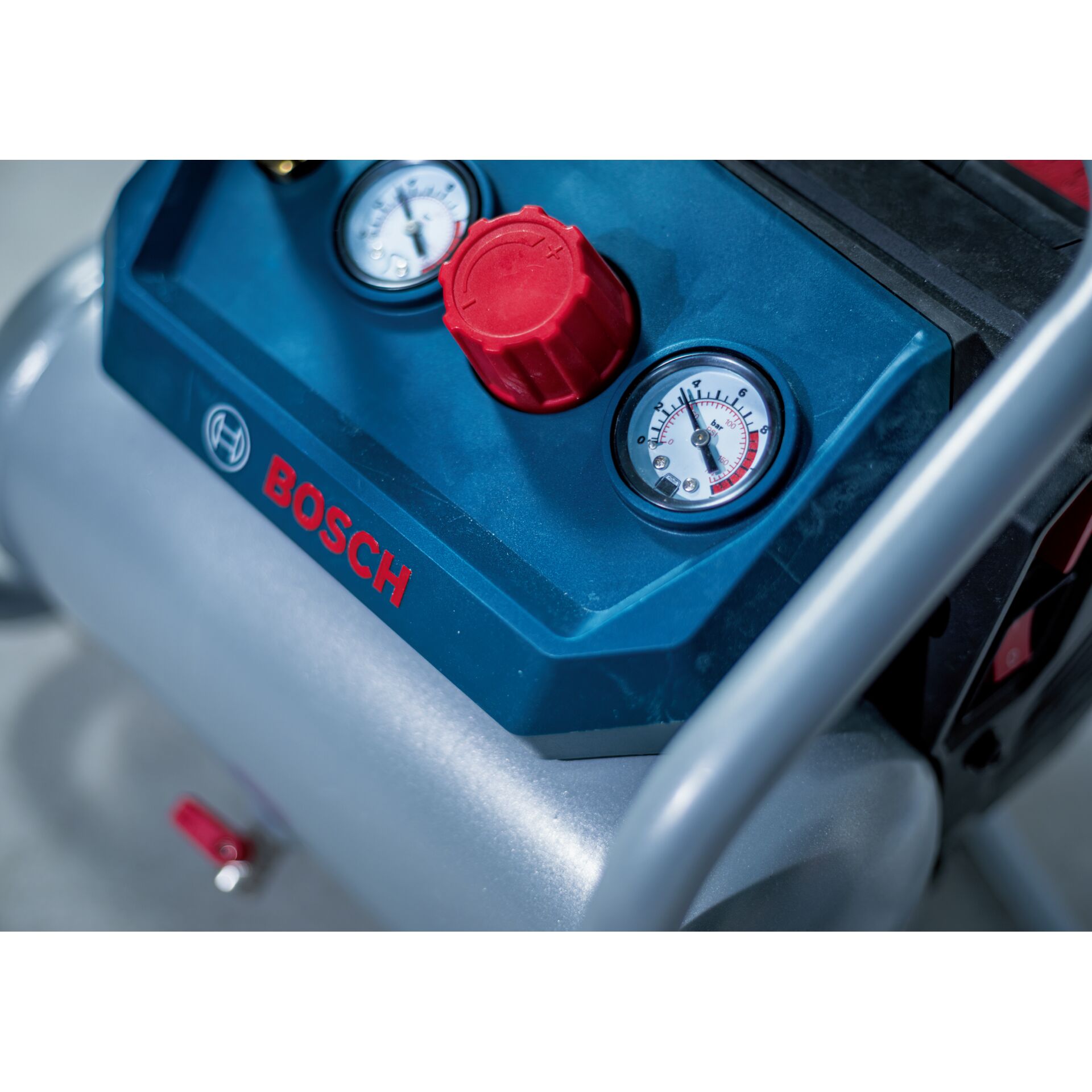 Druckluftkompressor, Bosch, Druckregler, Manometer, Luftkompressor