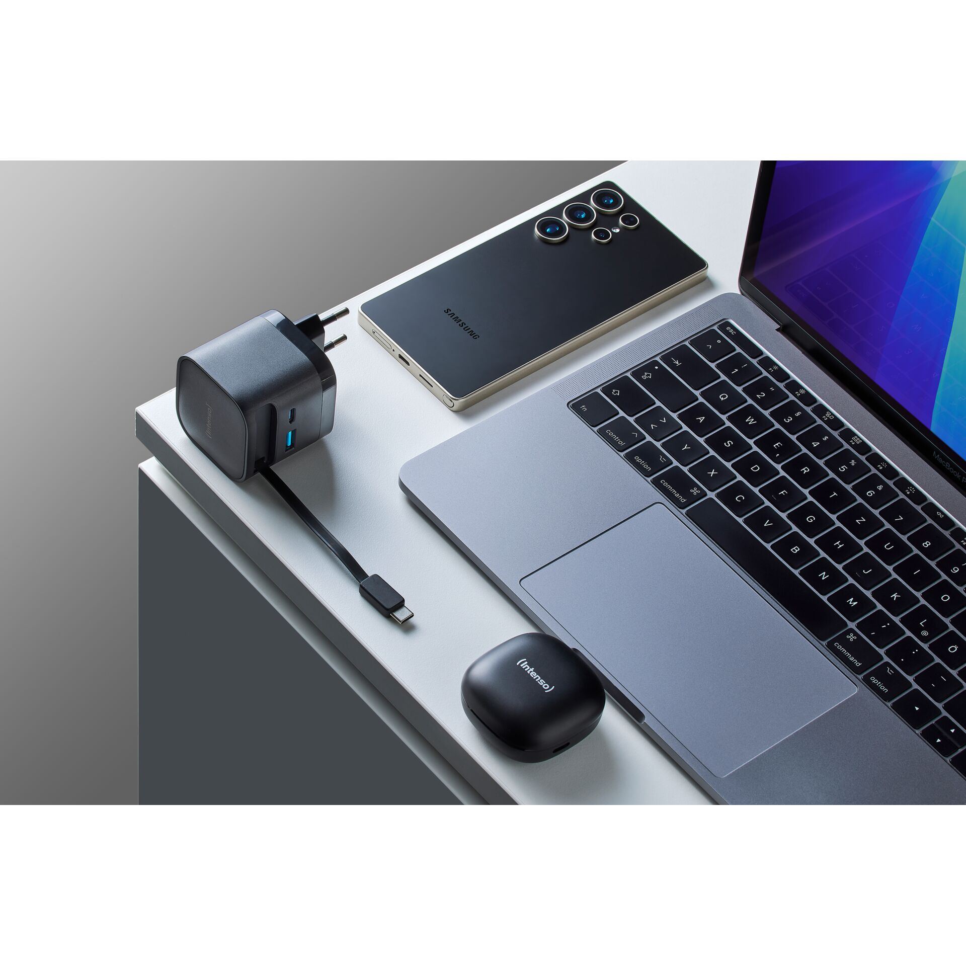 Laptop, Smartphone, Wireless earbuds case, Ladegerät, USB-C