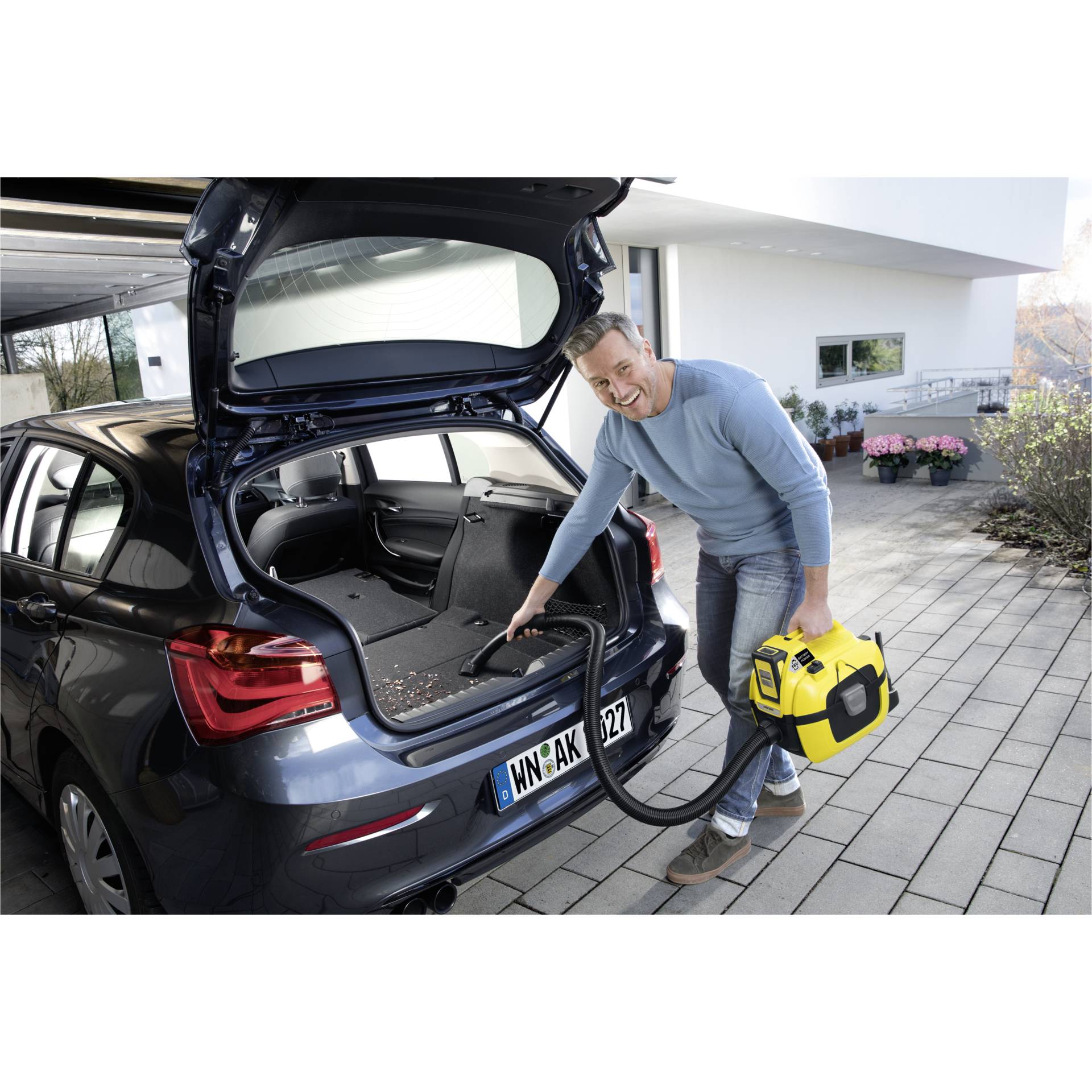 Erwachsener, Männlich, Mann, Person, Auto