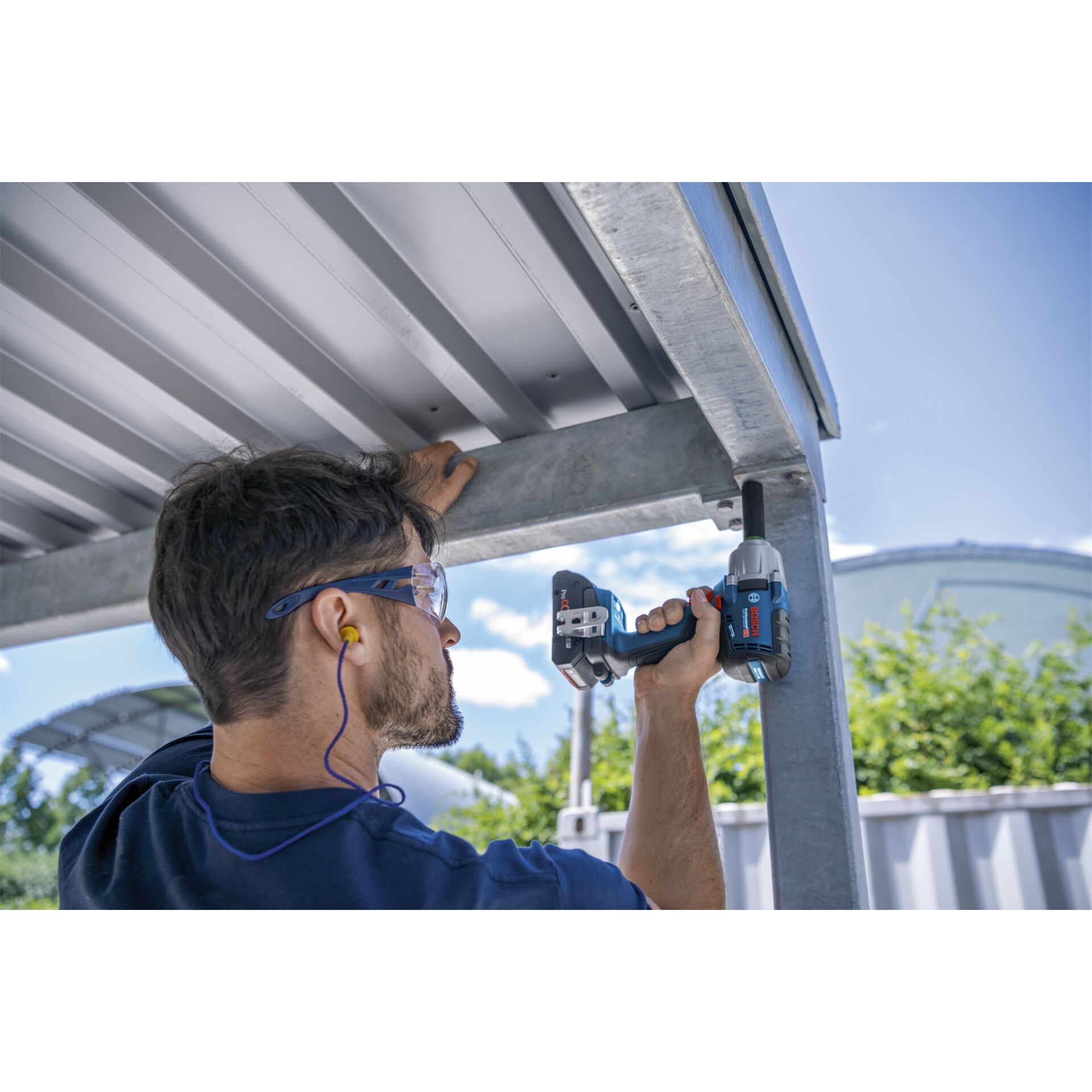 Gerät, Elektrische Bohrmaschine, Werkzeug, Person, Sicherheit