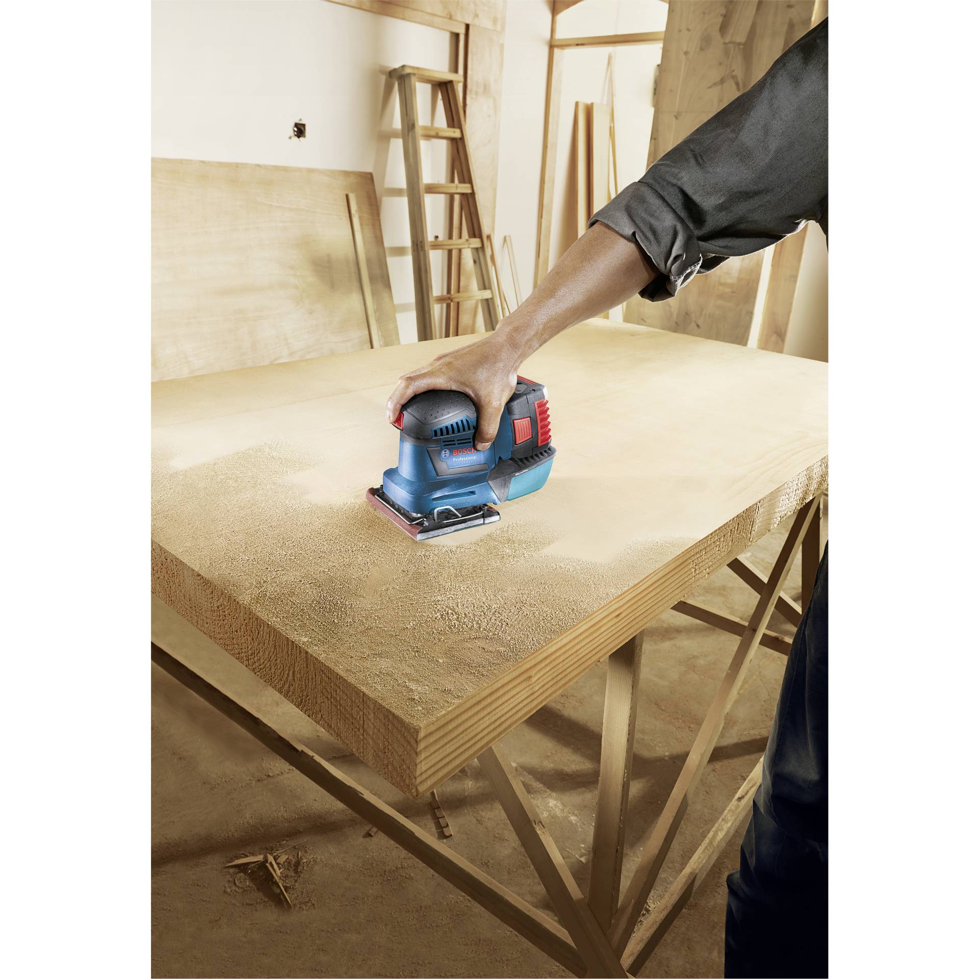Gerät, Elektrische Bohrmaschine, Werkzeug, Person, Holzbearbeitung