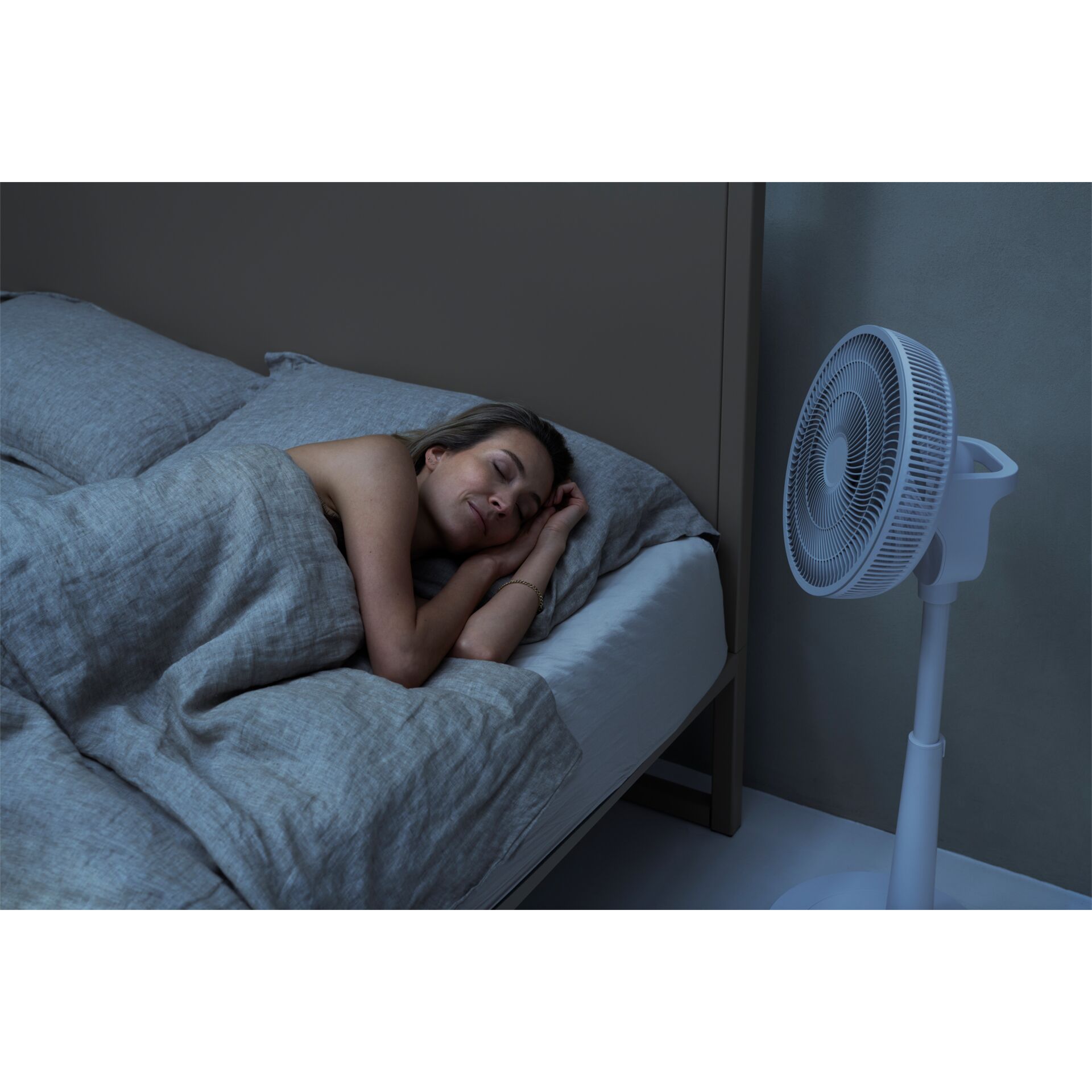 Ventilator, Standventilator, Nachttischventilator, Nachtzeit, Zirkulationsluft