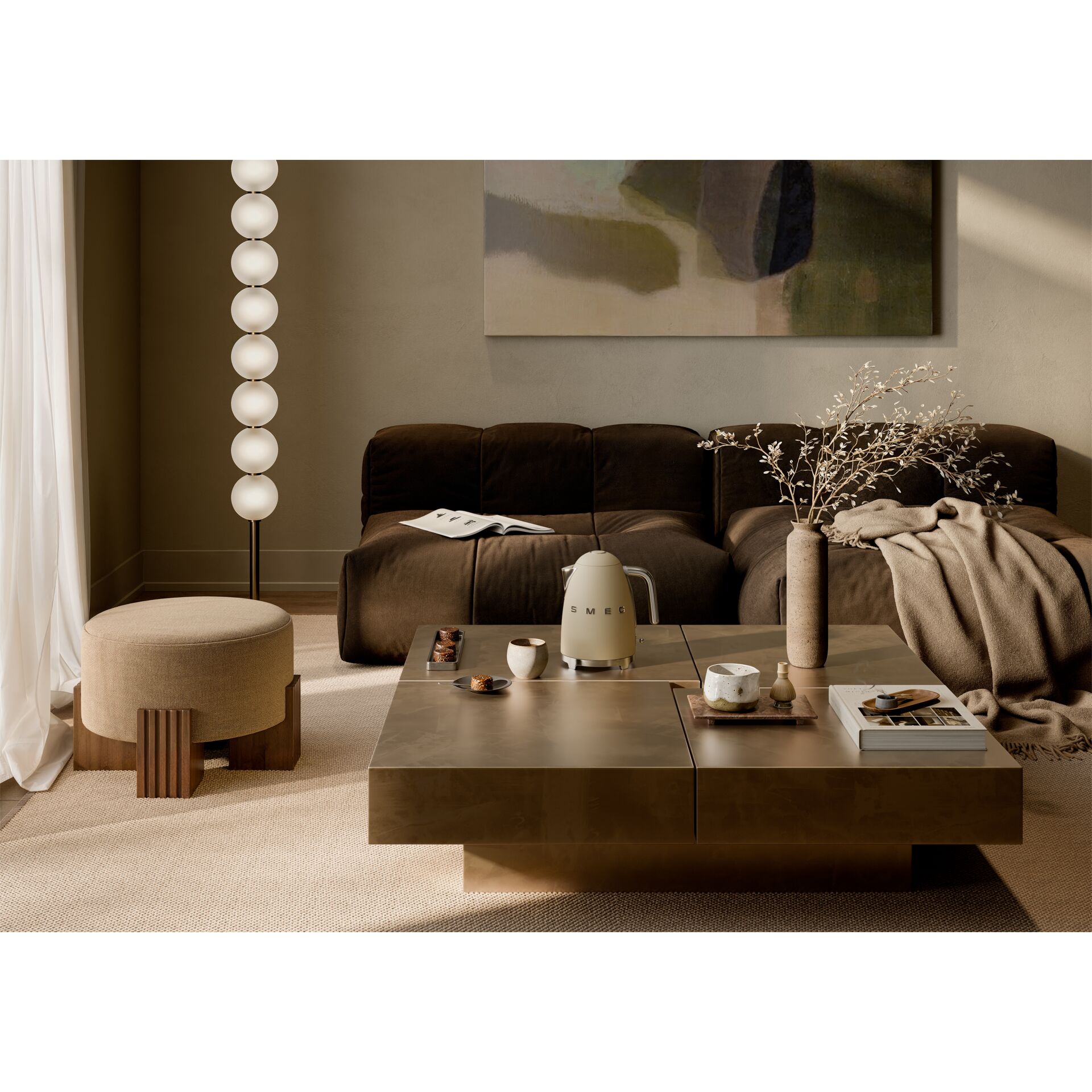 Wohnzimmer, Sofa, Couchtisch, Kaffeemaschine, Vase