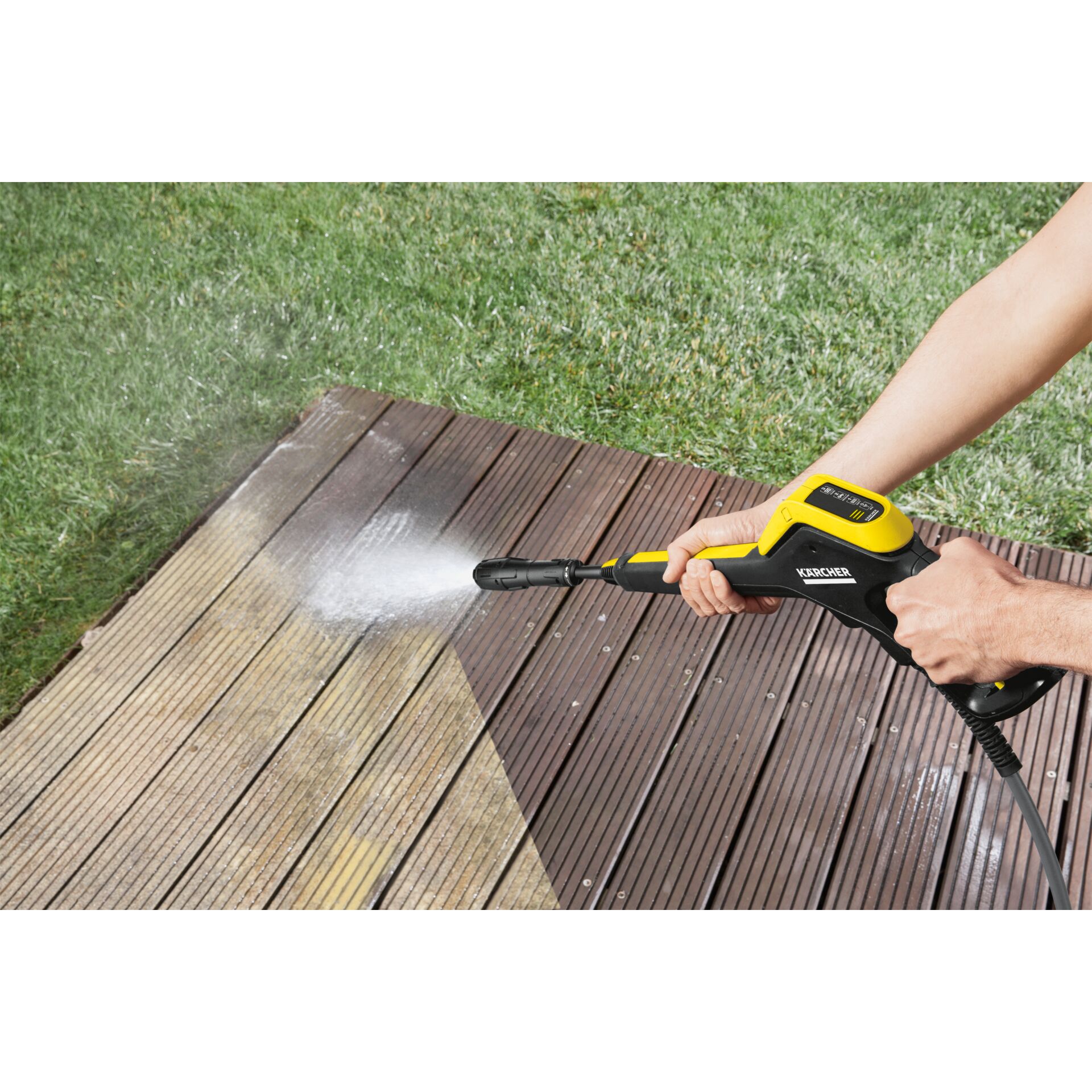 Innenarchitektur, Veranda, Elektrische Bohrmaschine, Deck, Gras