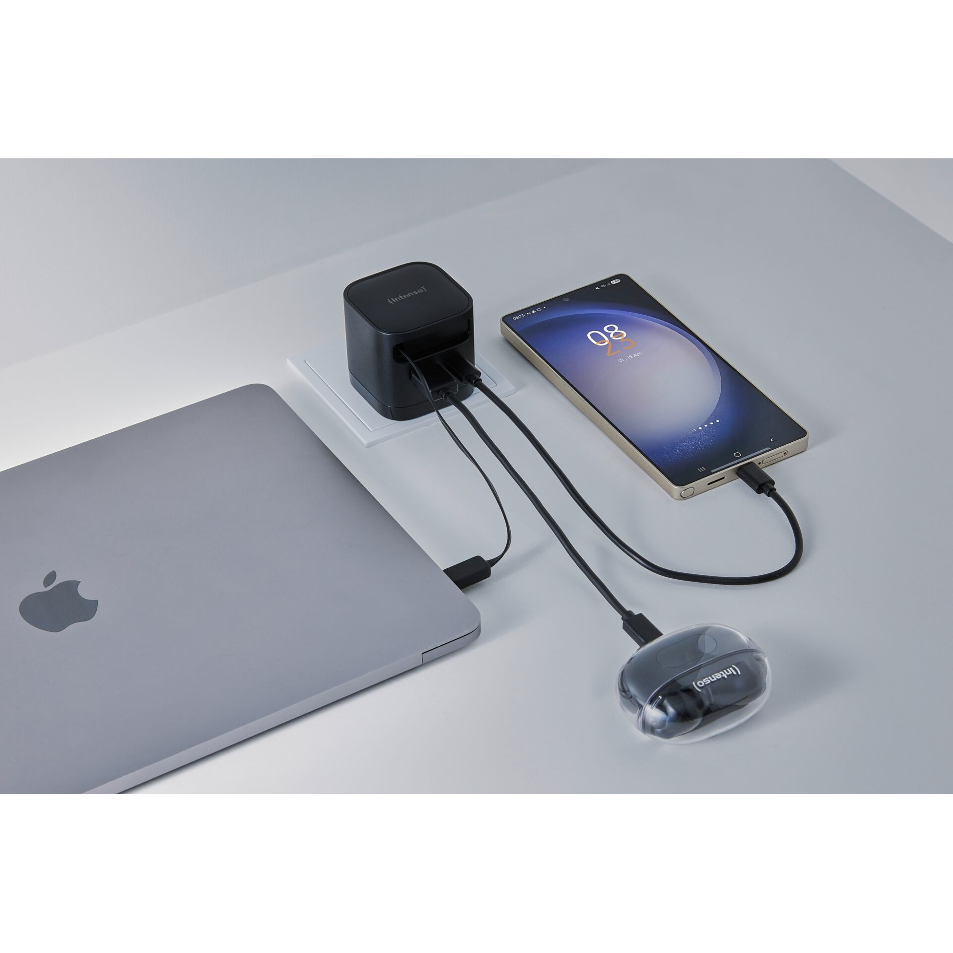 Ladegerät, Hub, Kabel, Kopfhörer, Smartphone