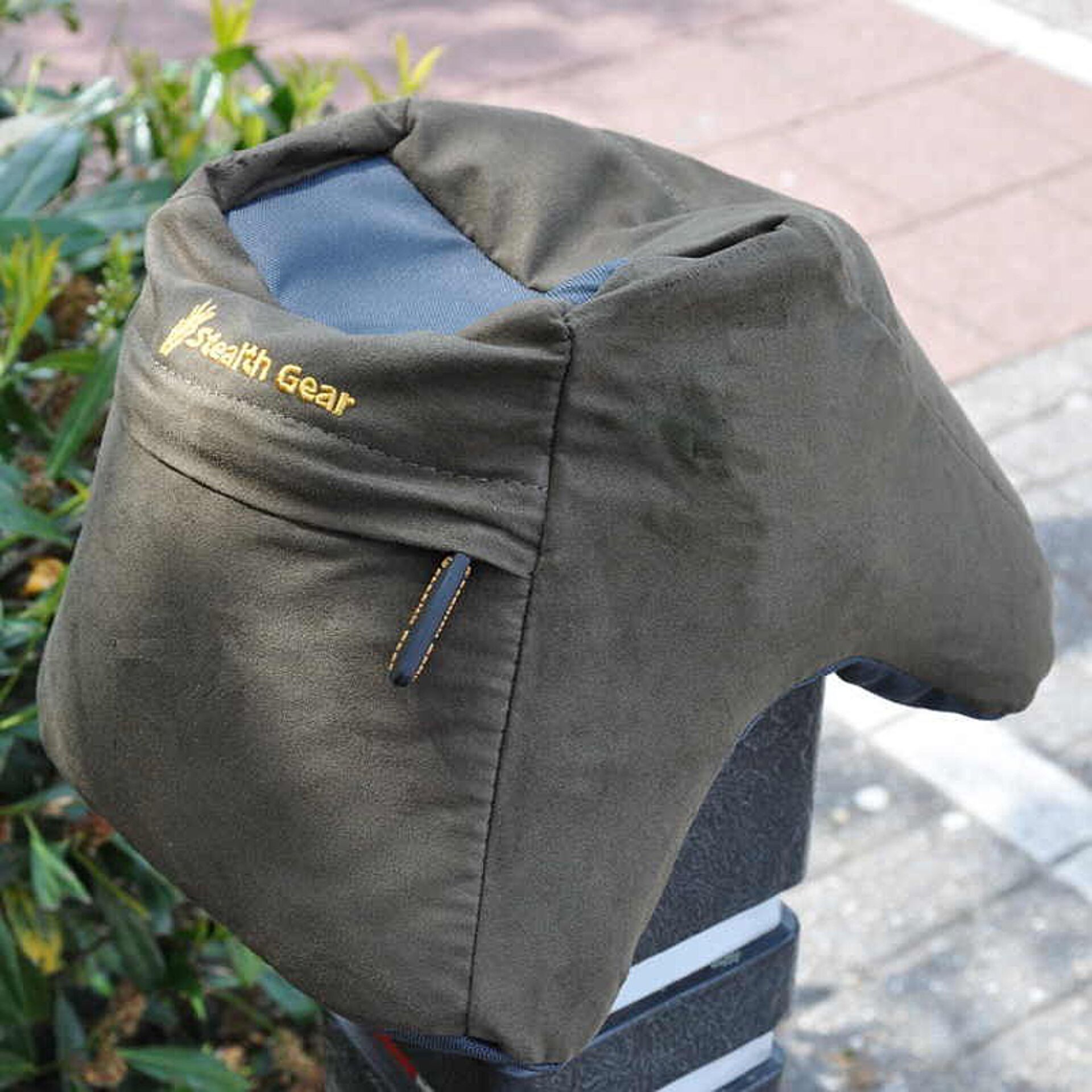 Hut, Mütze, Baseball-Kappe, Handtasche, Kapuze,  Kapuze,  Hoodie,  Winter,  Disciplined outerwear,  Aufnäher Logo