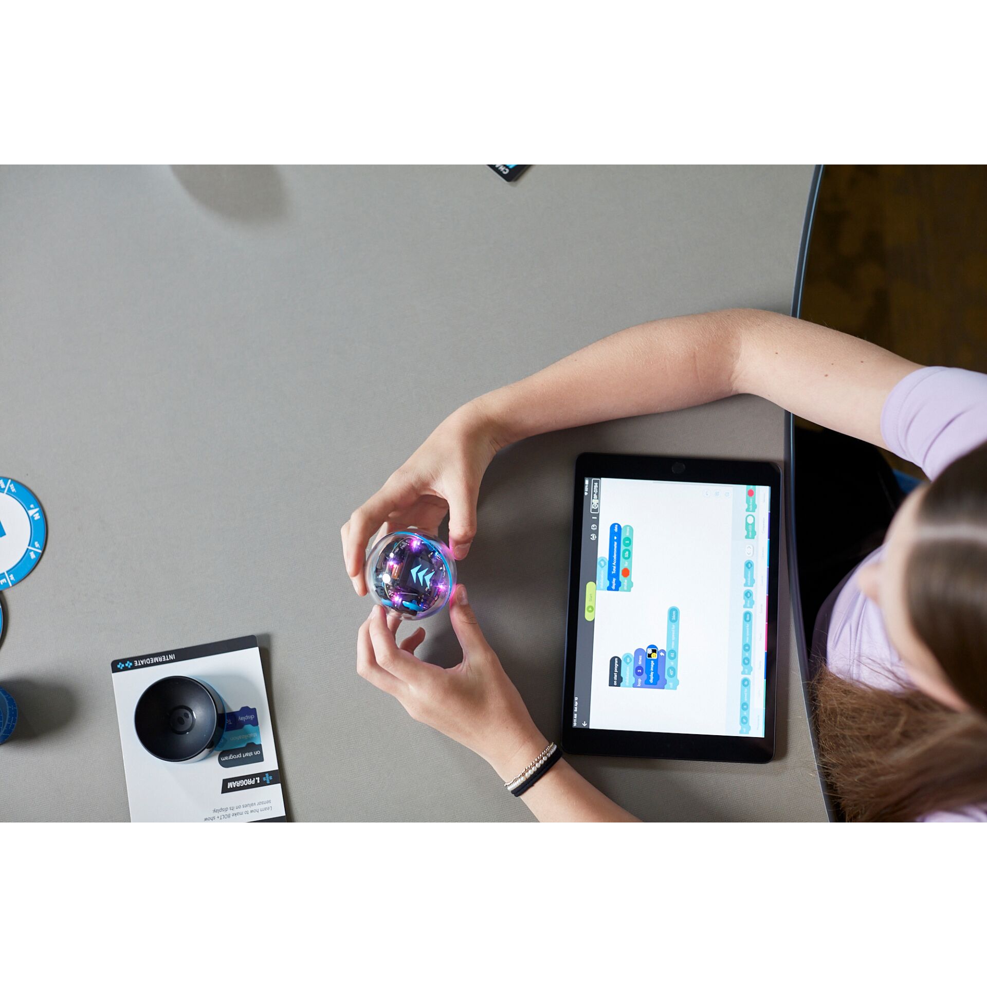Computer, Elektronik, Person, Tablet-Computer, Parfüm