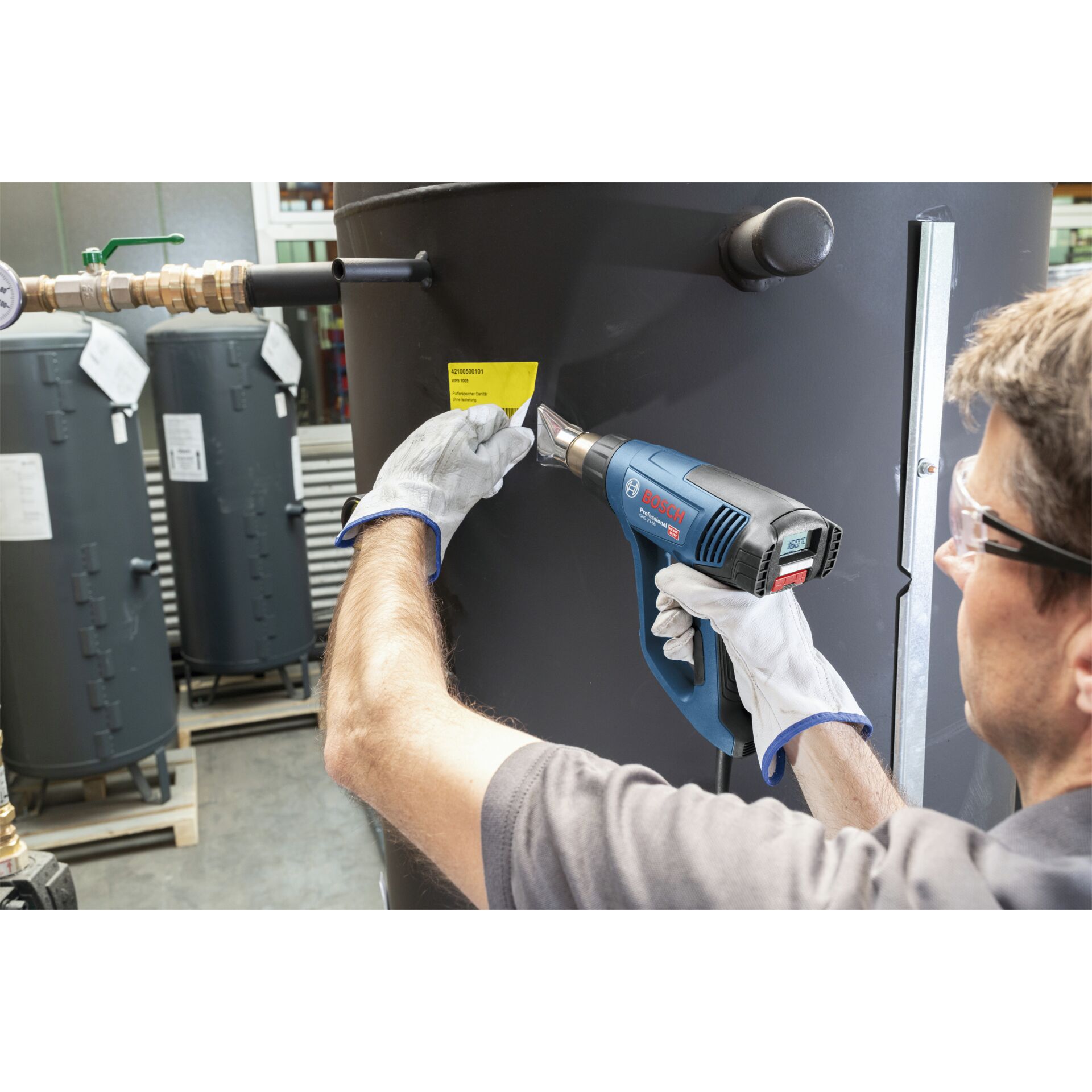 Bekleidung, Handschuh, Gerät, Elektrische Bohrmaschine, Innenarchitektur