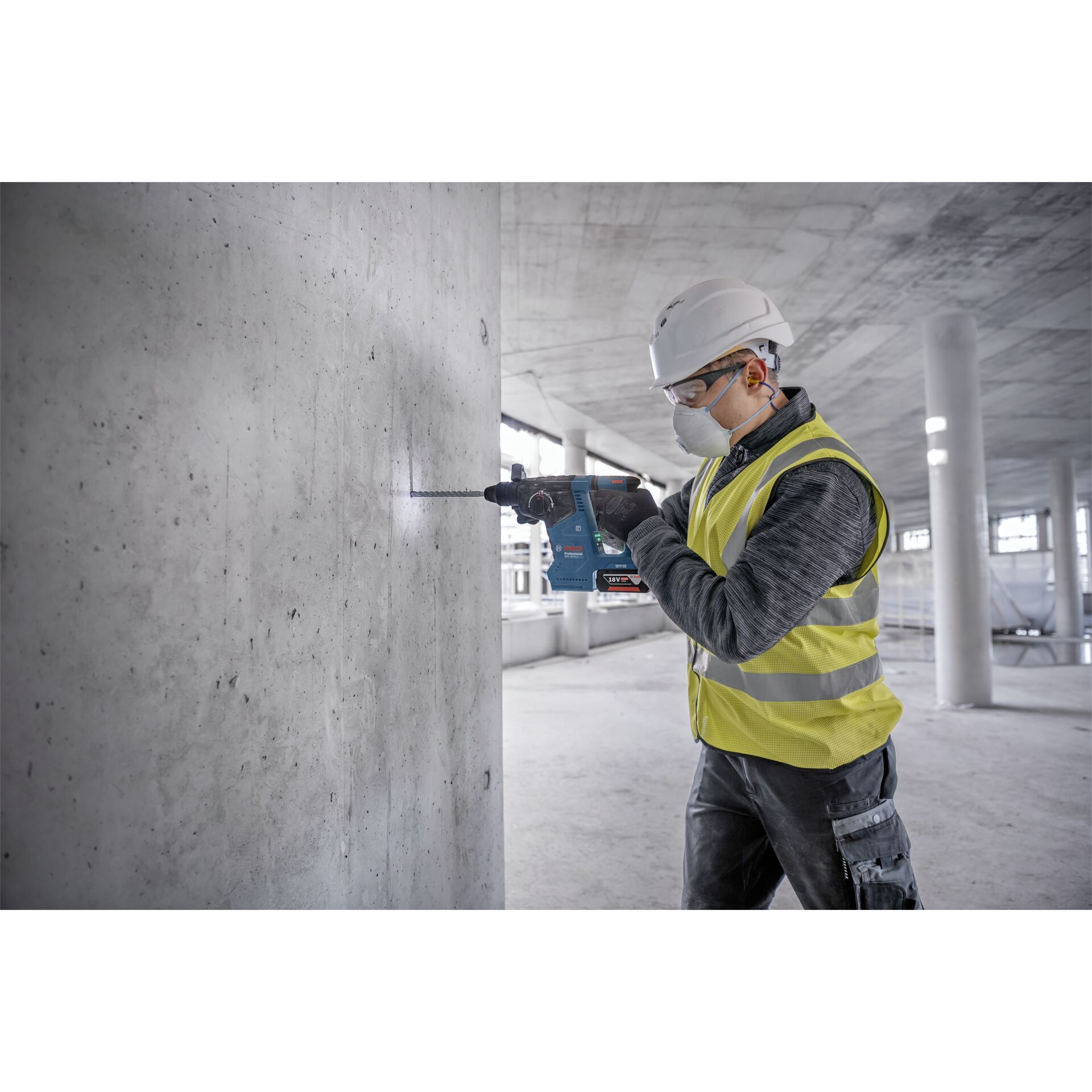 Person, Arbeiter, Elektrische Bohrmaschine, Innenarchitektur, Konstruktion