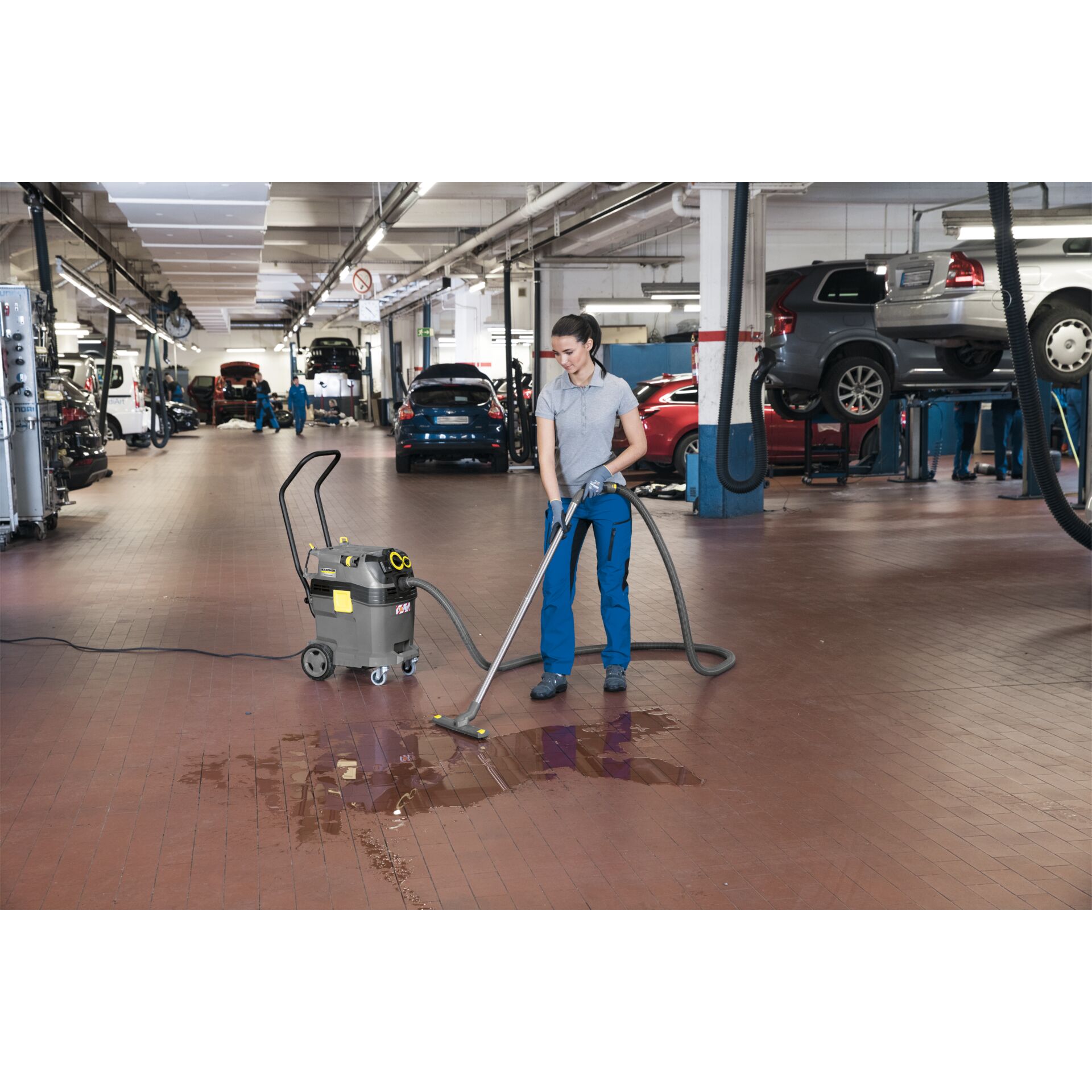 Schuhwerk, Schuh, Person, Handschuh, Auto