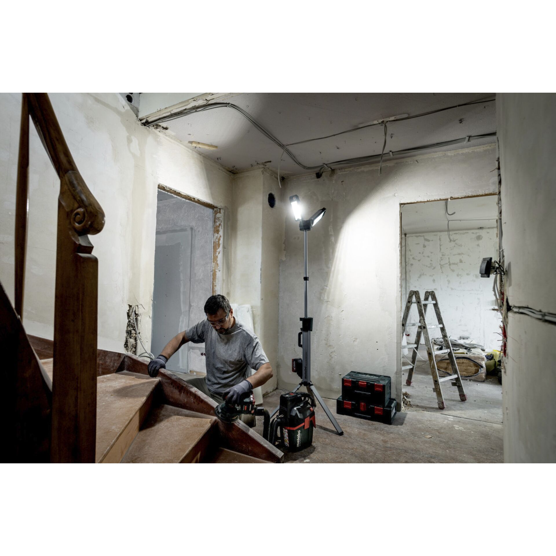 Handschuh, Innenarchitektur, Person, Treppe, Brillen